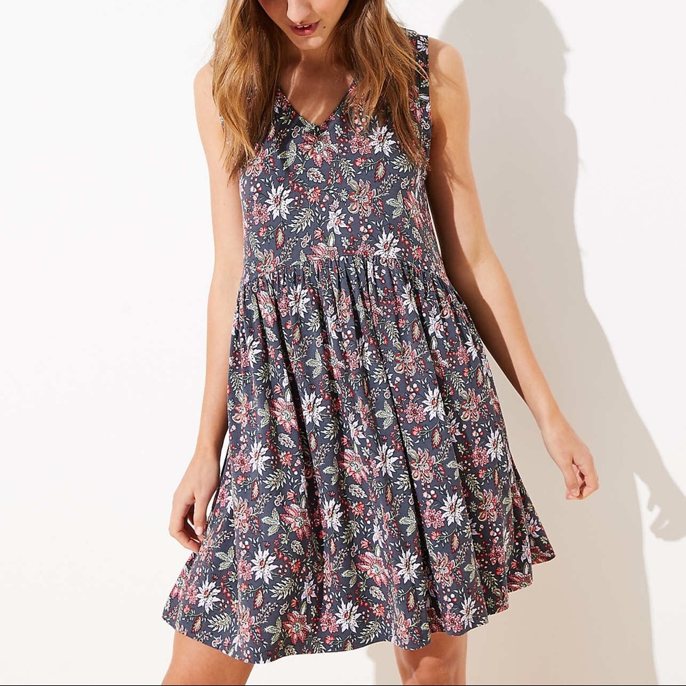 Garden V-Neck Swing Dress - LOFT SMALL